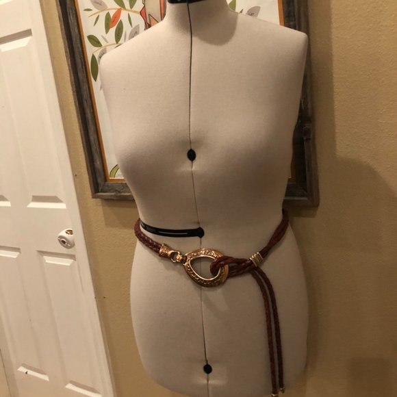 Vintage leather woven belt with brass accents. (BO7) main image 11